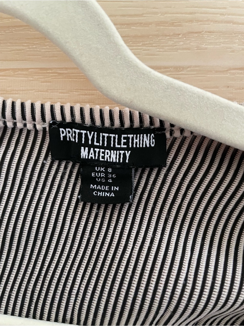 PrettyLittleThing Maternity Ribbed Long Sleeve Dress - Picture 3 of 5
